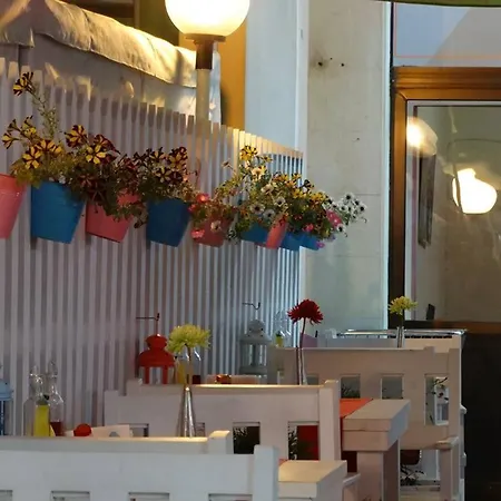 Hotel Familia Fantastiko Kiten (Burgas)