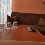 Хотел Familia Fantastiko 2*