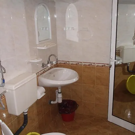 Hotel Familia Fantastiko 2*