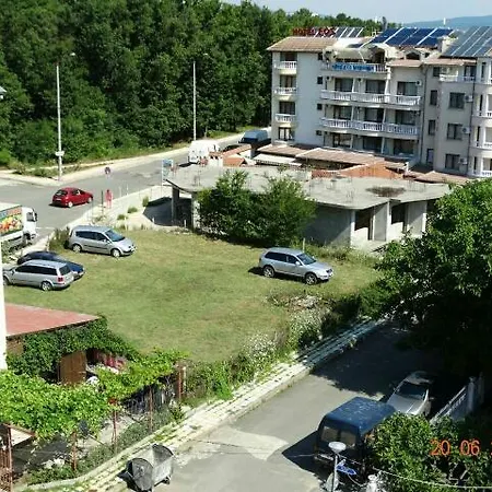 Hotel Familia Fantastiko 2*