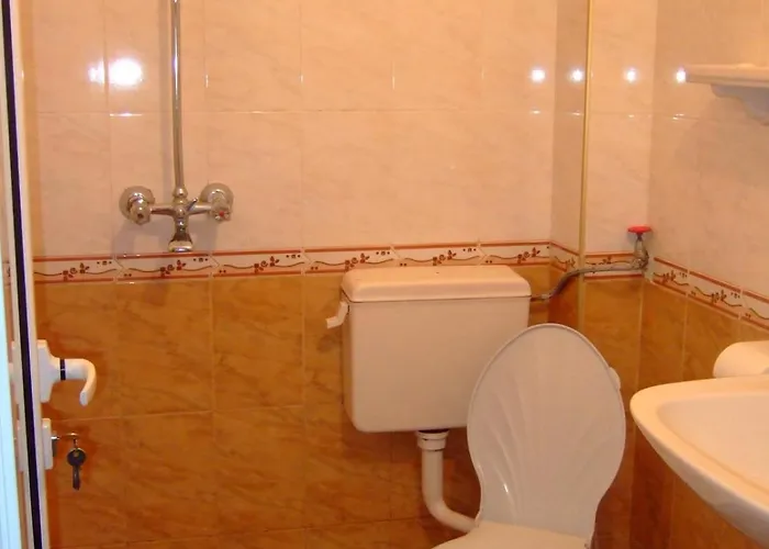 Familia Fantastiko Hotel 2*