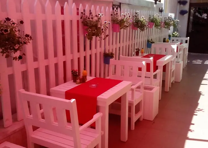 Familia Fantastiko Hotel Kiten (Burgas)